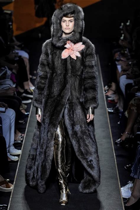 collezione pellicce fendi 2015